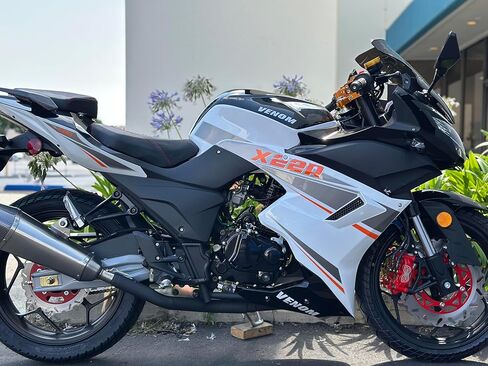 BELMONTE BIKES Venom X22R DF250RTS 250cc Motorcycle | Street Legal 5-Speed Sport Bike | High-Performance Gas Engine | Front & Rear Disc Brakes | Racing-Inspired Design for Adults in Kuwait