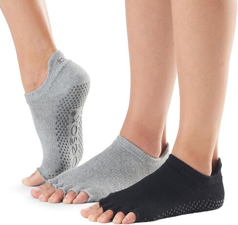 جوارب toesox منخفضة الارتفاع بقبضة نصف إصبع القدم، عبوة من قطعتين، عبوة متعددة من جوارب البيلاتيس والبار واليوجا للنساء والرجال in Kuwait