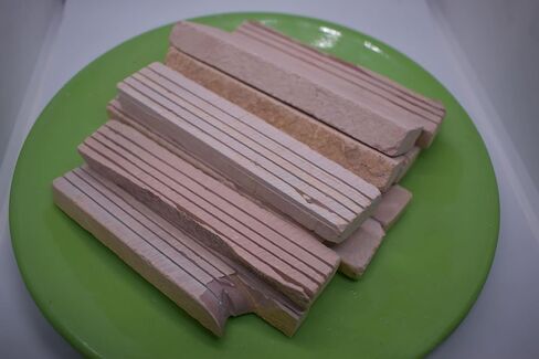 Red Grooved Slates 500 Grams in Saudi Arabia
