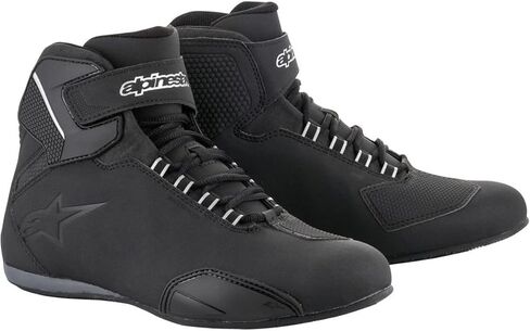أحذية Alpinestars Sektor المقاومة للماء، أحذية ركوب الخيل كاجوال معتمدة من CE، 8، أسود/رمادي داكن/أحمر فلو in Saudi Arabia