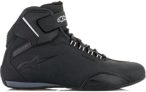 أحذية Alpinestars Sektor المقاومة للماء، أحذية ركوب الخيل كاجوال معتمدة من CE، 8، أسود/رمادي داكن/أحمر فلو in Saudi Arabia