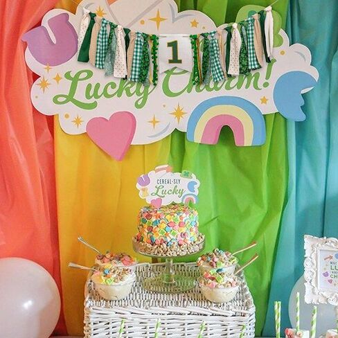 لافتة كرسي مرتفع Lucky One - لافتة كرسي عالٍ لعيد القديس باتريك شامروك لعيد ميلاد الطفل الأول، خلفية لتزيين حفلات عيد الميلاد على شكل كعكة البرسيم، دعامة صور لحفلات أعياد الميلاد الأولى in Kuwait