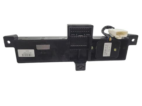 مفتاح مقعد الطاقة الأصلي OEM 88521-2B110HZ/885212B110HZ الجانب الأيسر الأمامي، متوافق مع Hyundai Santa Fe 10-11 in Saudi Arabia