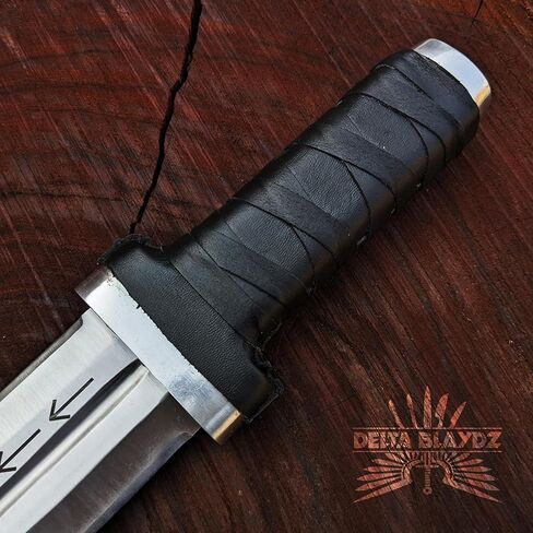 Handmade Pair Vinland Saga Thorfinn of Fixed Blade knife, D2 Steel Blades, Collectible Replica Knives with Leather Sheath in Saudi Arabia