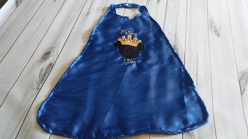 عيد الميلاد الأول والثاني والثالث ميكي بيبي الملك أو الأمير ميكي رداء التاج الذهبي الأزرق الملكي in Kuwait