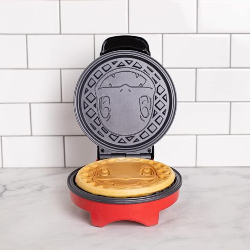 Uncanny Brands Pokémon Charmander Waffle Maker - Make Bounty Charmander Waffles - Kitchen Appliance in Saudi Arabia