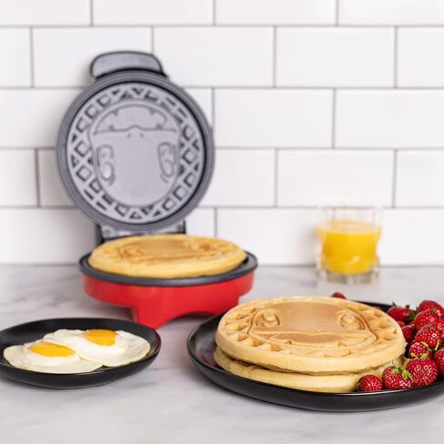 Uncanny Brands Pokémon Charmander Waffle Maker - Make Bounty Charmander Waffles - Kitchen Appliance in Saudi Arabia