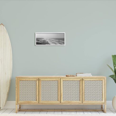 لوحة فنية جدارية مؤطرة من Stupell Industries Rocky Ocean Coast Waves أحادية اللون على الشاطئ، تصميم بواسطة Aaron Matheson in Kuwait