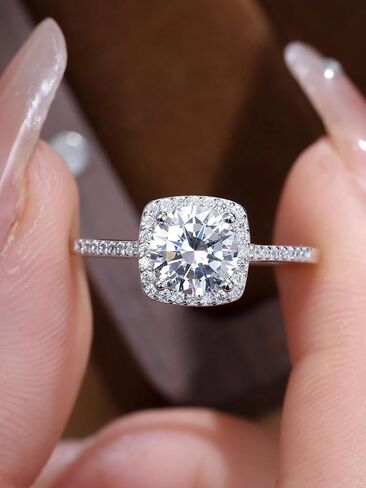 1pc Gorgeous Elegant Four Claws Square Zircon Rings For Women Prom Wedding Anniversary For Women Copper Ring Birthday Gift Fine Jewelry in Saudi Arabia