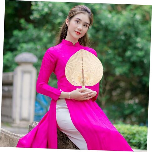Artisanal Heart Shape Fan Handmade Vietnamese Cattail Leaf Vintage Decorative Fan for Party in Saudi Arabia
