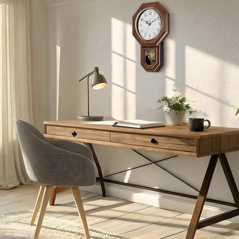 ساعات حائط بندول Sunexinlo تعمل بالبطارية، ساعة حائط منظمة مع البندول، ساعة الجد المزخرفة العتيقة لغرفة المعيشة وغرفة النوم والمطبخ والمكتب، بني 11.8 × 17.7 بوصة in Kuwait