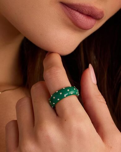 gorjana - Noel Shimmer Ring Emerald - Size 6, 7-18K Gold Plating - Sophisticated Pop of Color - Daily Wear - Modern Band Design - Stackable or Solo Wear in Saudi Arabia