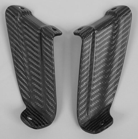 Carbon Fiber Exhaust Brackets for Aprilia (RSV1000R 2004-2009) (Tuono 1000 R 2006-2010) in Saudi Arabia