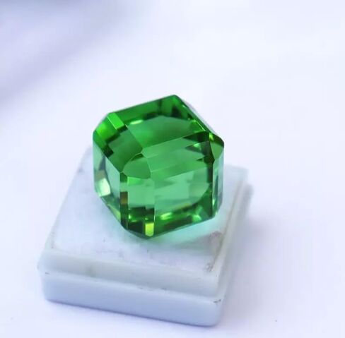 Natural 99 Ct Multicolor Peridot Faceted Certified Cube Shape Loose Gemstone Collectible Gems Stone For Making Jewelry in Saudi Arabia
