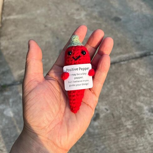 الدعم العاطفي الفلفل الحار الهدايا مخلل الكروشيه، الفلفل الإيجابي الخضار لطيف مضحك بارد مكتب ديكور ديكورات لها النساء الرجال in Kuwait