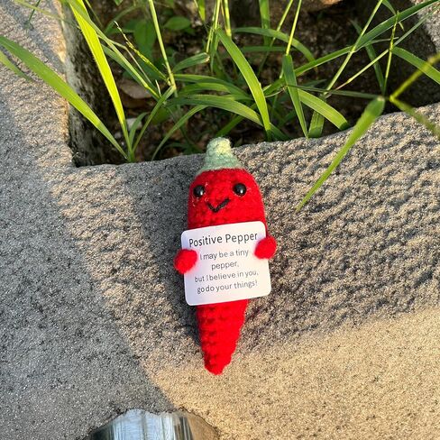 الدعم العاطفي الفلفل الحار الهدايا مخلل الكروشيه، الفلفل الإيجابي الخضار لطيف مضحك بارد مكتب ديكور ديكورات لها النساء الرجال in Kuwait