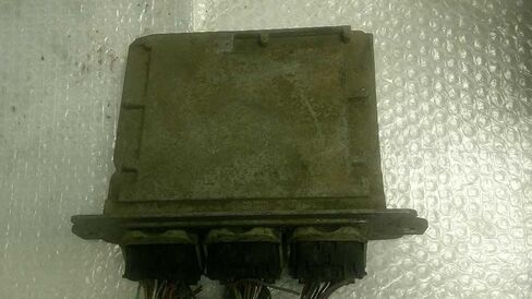 وحدة التحكم في المحرك ECM 3.0L تناسب 06 Escape 6L8A-12A650-XB 6L8A12A650XB in Kuwait