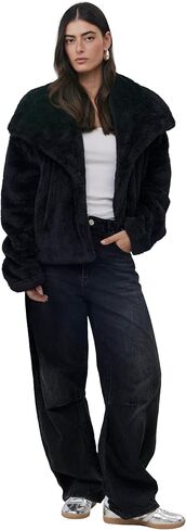 Gottex Beach Life The Button-Up Cozy Coat - Front button closure, Foldable collar for extra warmth, Double fabric front in Saudi Arabia