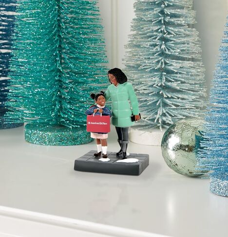 Department 56 Christmas in The City Village Accessories American Girl Time Well Spent Together Figurine, 2.76 Inch, Multicolor in Saudi Arabia