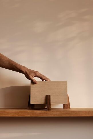Genérico Wooden Urn for Human Ashes | Warm Decorative Design | Cremation Funeral Urn | Parota and Natural Oak | Casa Funeraria Santosha in Saudi Arabia