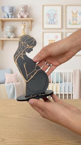 إطار صورة بالموجات فوق الصوتية للطفل على شكل علامة قلب - هدية للأم المتوقعة لصديقتها الحامل | هدايا الزوجة الحامل من الزوج | هدية إطار السونوجرام للنساء الحوامل | هدايا للزوجة الحامل in Kuwait