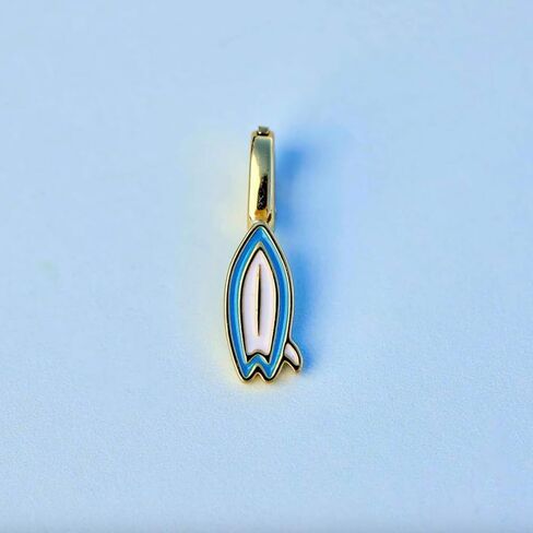 Pura Vida Harper Surfboard Charm Gold Charms for Bracelets & Necklaces - Gold in Saudi Arabia
