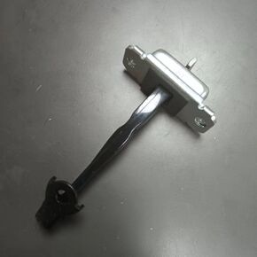 الجزء الخلفي الأيمن من صواعق الباب OEM 79490-0U000 794900U000 in Kuwait