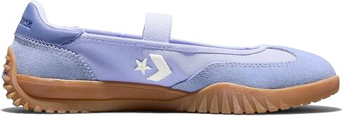 Converse Unisex Adult Run Star Trainer Ballet Flat in Saudi Arabia