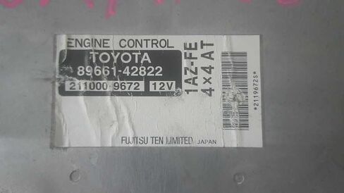 وحدة التحكم ECM للمحرك تناسب 01-02 متوافقة مع Toyota RAV4 89661-42822 8966142822 in Kuwait