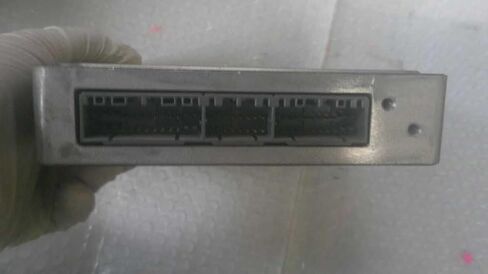 وحدة التحكم في المحرك ECM تناسب 96-97 متوافقة مع Toyota RAV4 89661-42130 8966142130 in Kuwait