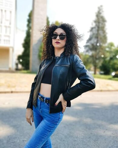 جاكيت جلد TLC للنساء | سترة جلدية نسائية أنيقة وناعمة من جلد الخراف الحقيقي in Kuwait