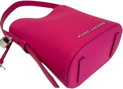 Marc Jacobs Drifter Small Bucket Bag Crossbody in Saudi Arabia