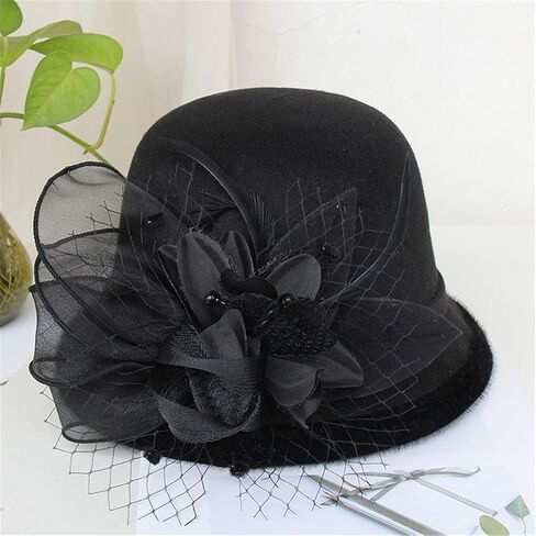Bowler Hats for Women Flower Feather Wide Brim Fedora Bucket Hat Vintage Elegant Church Hats for Wedding Party Festival in Saudi Arabia