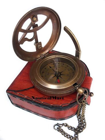 بوصلة شمسية من النحاس مع حقيبة جلدية وسلسلة - بوصلة مفتوحة بالضغط - إكسسوار Steampunk - لمسة نهائية عتيقة - هدية جميلة مصنوعة يدويًا - ساعة شمسية - هدية بوصلة جيب in Saudi Arabia