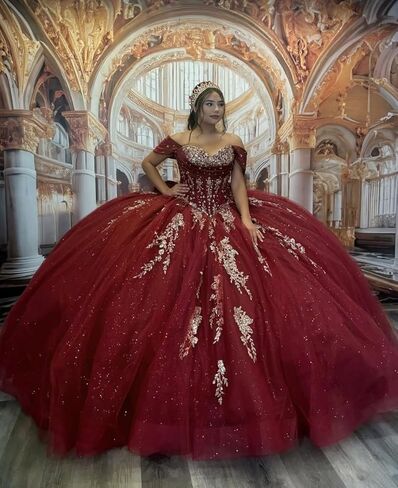 فساتين Quinceanera من Moucy بريق ذهبي مزهّر بالزهور مع فيونكة مطرز بدون أكتاف حلوة 16 فستان مكشكش من التل فساتين سهرة in Kuwait