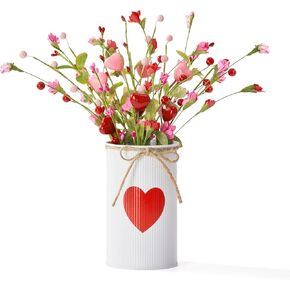 قطع مركزية لعيد الحب للطاولات، ديكور طاولة عيد الحب مع مزهرية معدنية بيضاء مطبوعة على شكل قلب، 4 قطع من الزهور الاصطناعية على شكل قلب، ديكورات طاولة عيد الحب في الأماكن المغلقة للمنزل والمطبخ in Kuwait