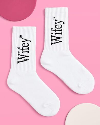 xo، جوارب Fetti Wifey - حفلة العزوبية، هدية الخطوبة، العروس لتكون، حفل الزفاف، إكسسوار يمكن ارتداؤه in Saudi Arabia