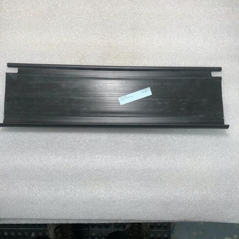 Genuine new 114-1585 Deflector TORO 22" TRAILING SHIELD,Replacement for TORO OEM in Kuwait