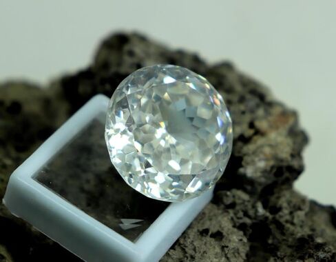 63Ct Natural White Zircon Gemstone Round Cut 19x13.3mm | Certified Faceted Loose Zircon | Big Size Jewelry-Grade Stone in Saudi Arabia