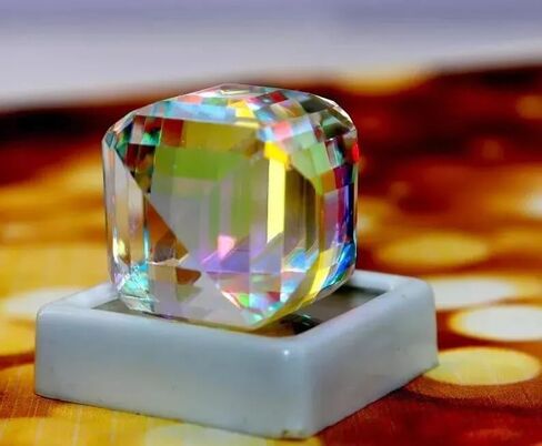 Multicolor Magical Rainbow Mystic Topaz Gemstone 50 Ct Excellent Cube Cut Gem in Saudi Arabia