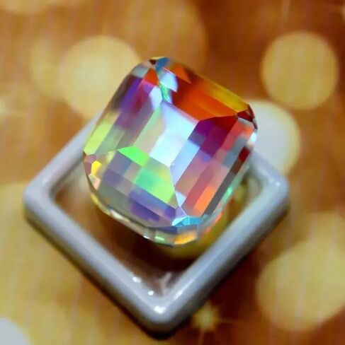 Multicolor Magical Rainbow Mystic Topaz Gemstone 50 Ct Excellent Cube Cut Gem in Saudi Arabia
