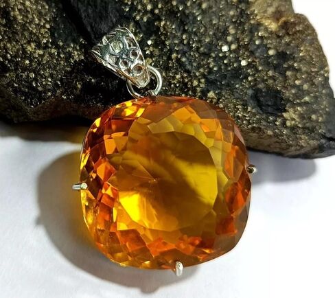 96.00 Ct Cushion Cut Yellow Natural Citrine 925 Solid Silver Pendant Gemstone for jewelry making in Saudi Arabia