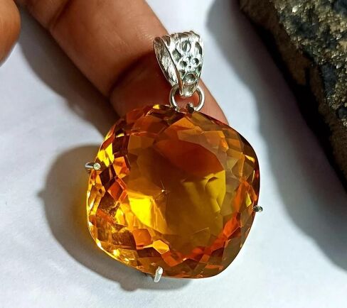 96.00 Ct Cushion Cut Yellow Natural Citrine 925 Solid Silver Pendant Gemstone for jewelry making in Saudi Arabia