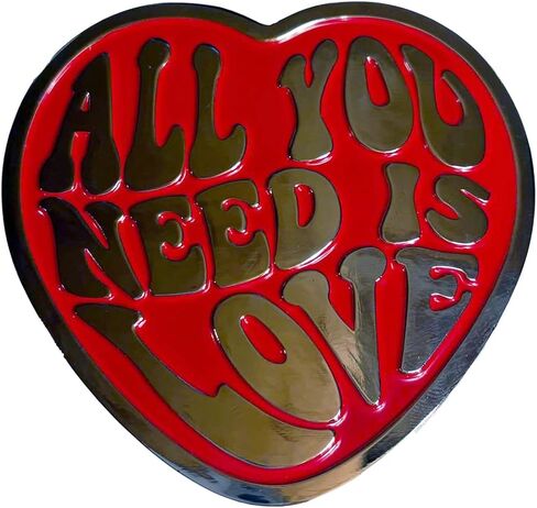 مشبك حزام على شكل قلب - اقتباس "All We Need Is Love"، مشبك معدني رومانسي من المينا الصلبة، إكسسوار ملابس على شكل قلب، هدية عيد الحب in Kuwait