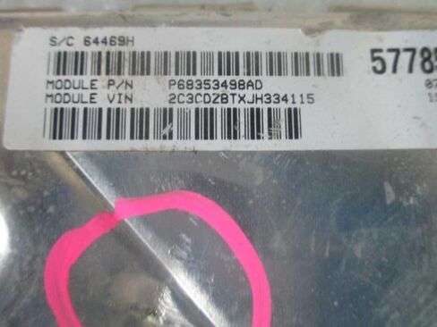 وحدة التحكم في المحرك ECM 5.7L تناسب شاحن 18-19 300 P68331185AA 68331185AA in Kuwait