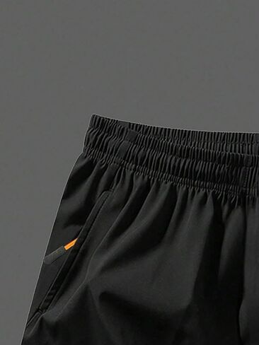 قطعة واحدة من ملابس الأولاد شورت رياضي كاجوال للمراهقين، شورت رياضي قصير خفيف الوزن للاستخدام اليومي للأولاد، ملابس رياضية باللون الأسود in Saudi Arabia