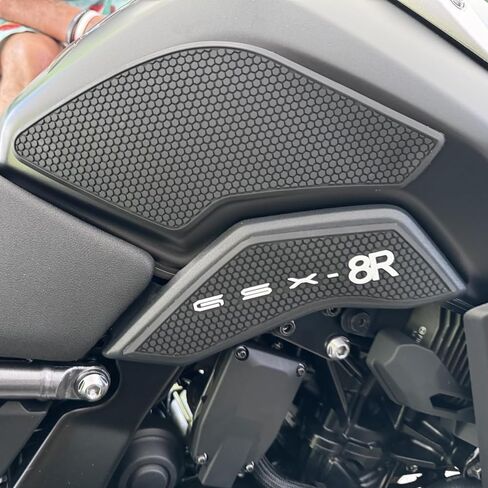 لـ GSX-8R GSX8R GSX 8R 2024-2026 وسادة خزان الوقود الجانبية للدراجة النارية GSX8R 2025 ملصقات واقية لمقبض الركبة بالغاز وسادة جر Tankpad (مجموعة واحدة) أسود in Kuwait