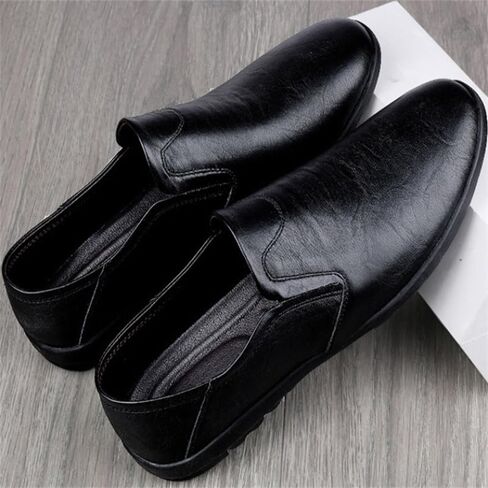 Men's Casual Slip-on Shoes flat-heeled Round-toe Rubber Shoes Breathable Versatile Soft-soled Comfortable Shoes for Men in Saudi Arabia