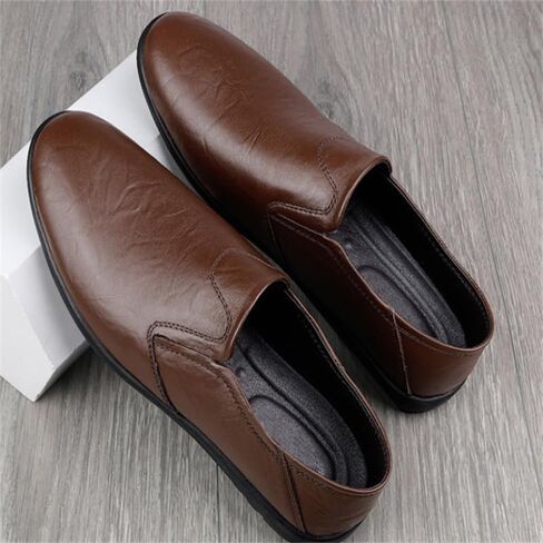Men's Casual Slip-on Shoes flat-heeled Round-toe Rubber Shoes Breathable Versatile Soft-soled Comfortable Shoes for Men in Saudi Arabia