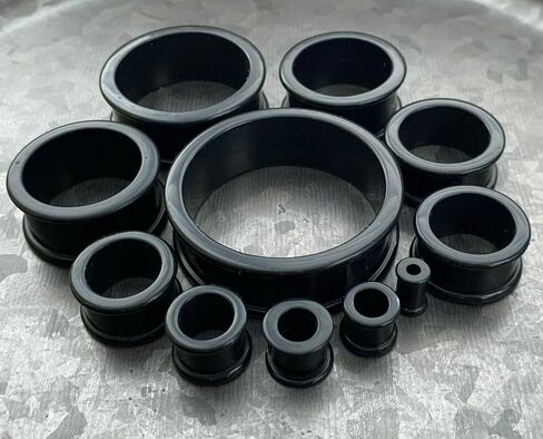 PAIR of Black Silicone Double Flare Tunnels/Plugs - Gauges up to 2 inches - Body Jewelry in Saudi Arabia